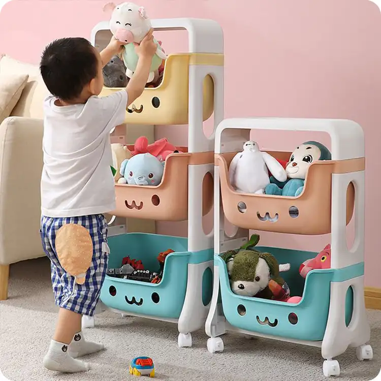استفاده از شلف های مخصوص جهت چیدمان اتاق کودک با عروسک